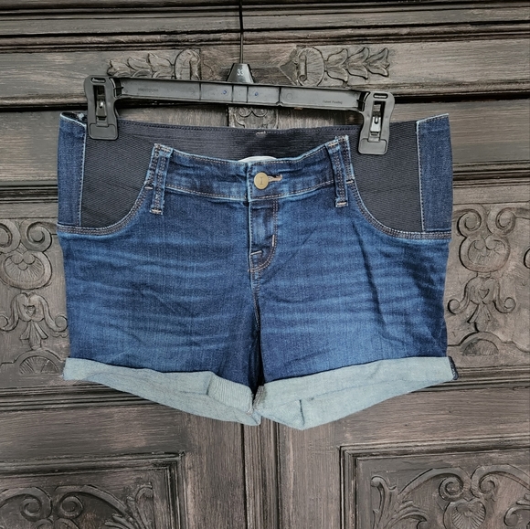 Maternity shorts - Picture 1 of 3